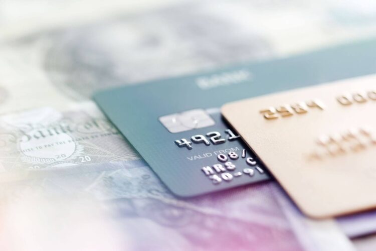 クレジットカードがうっかり残高不足で引き落としができなかった場合の対処法を解説