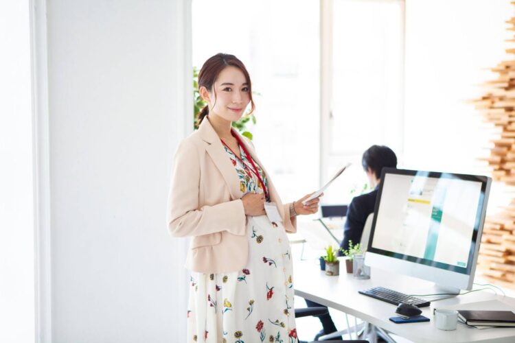 産休中・育休中にお金がない！もらえる給付金や手当はいつ・いくら？